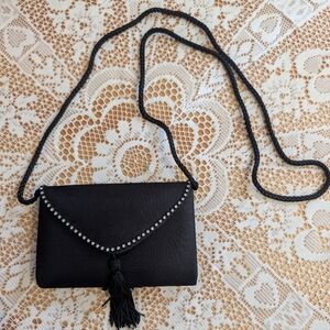 Elegant Black Crossbody Clutch with Tassel  And Rhinestone Details